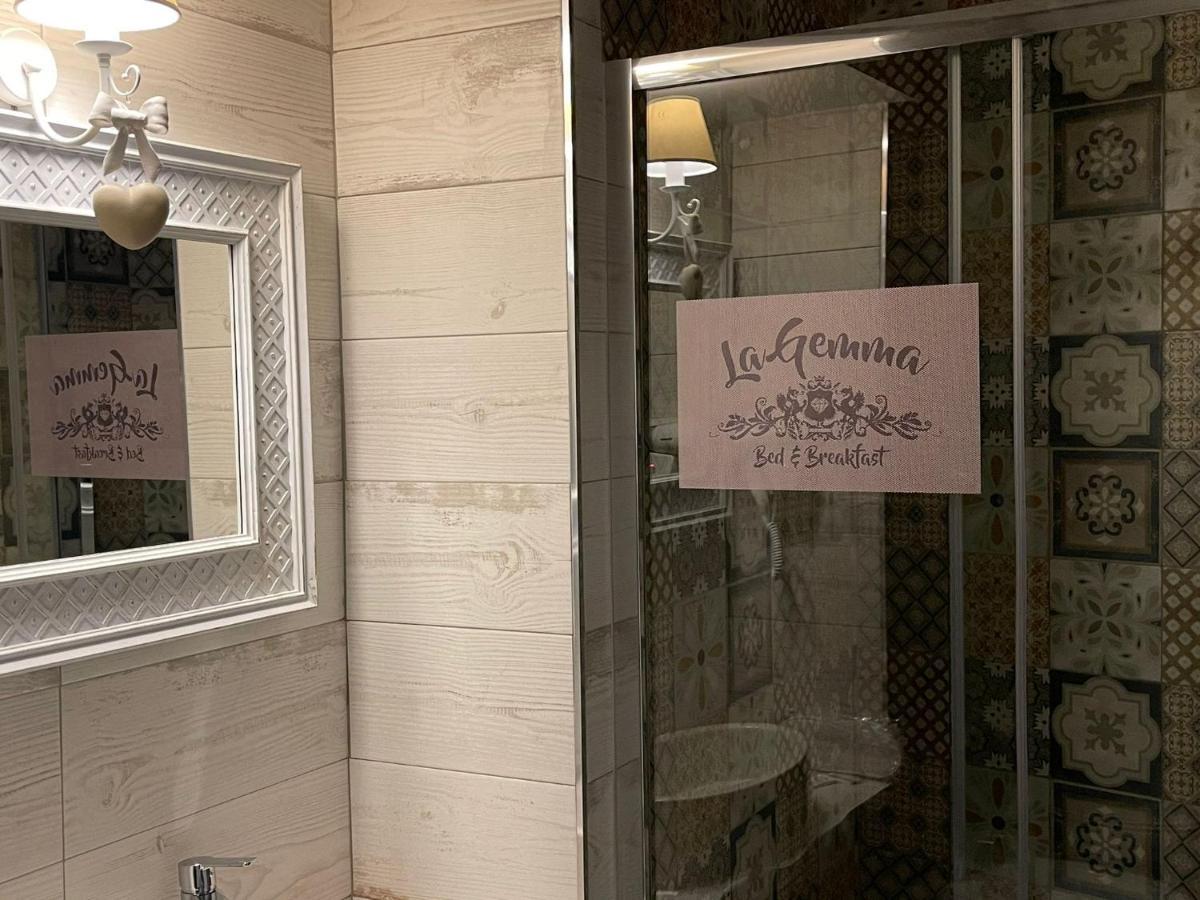 Bed and Breakfast Beb la Gemma Neapel Exterior foto