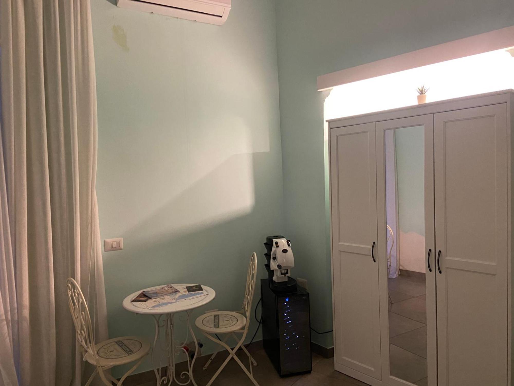 Bed and Breakfast Beb la Gemma Neapel Exterior foto