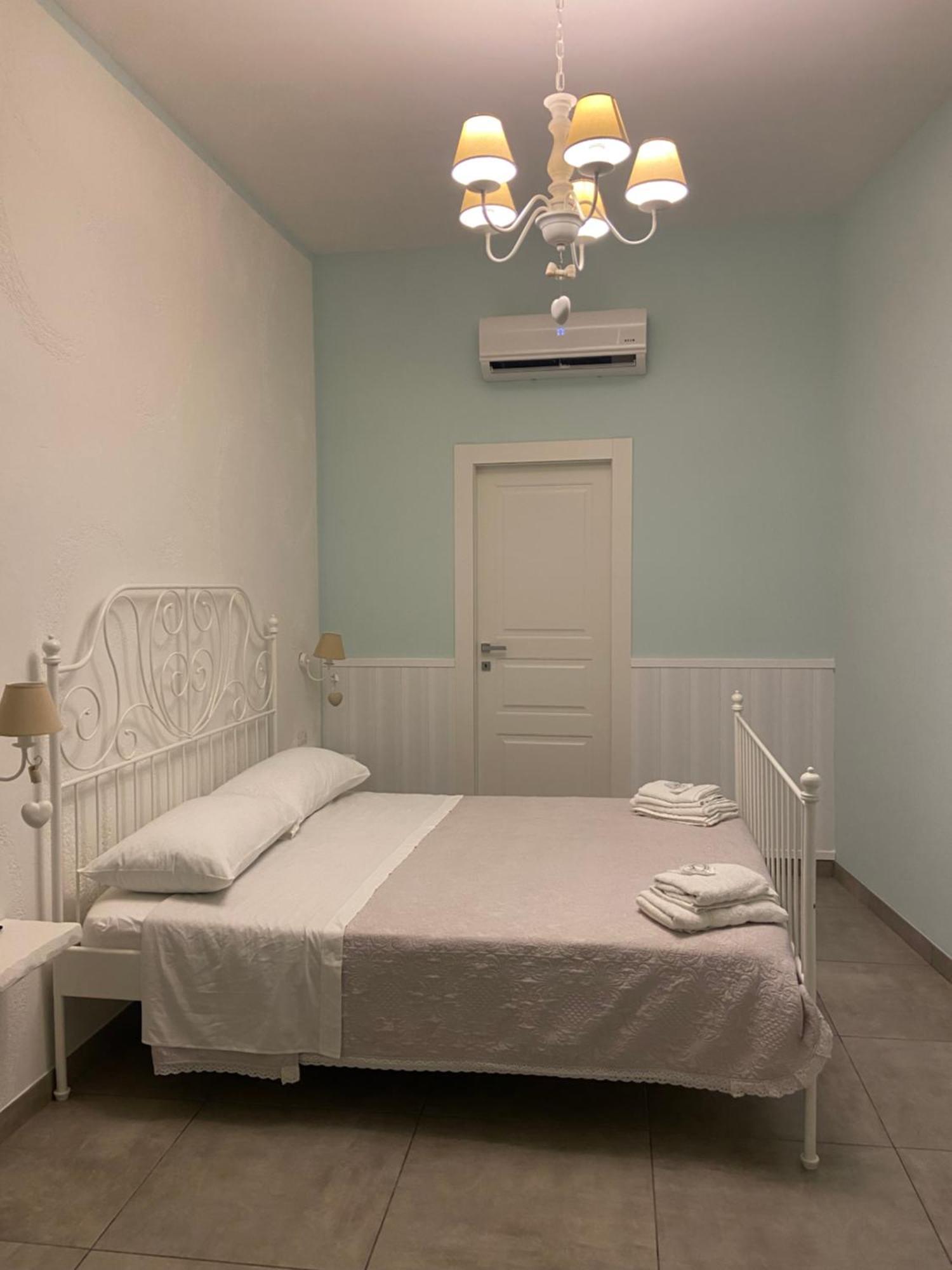Bed and Breakfast Beb la Gemma Neapel Exterior foto